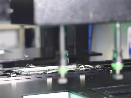 全自動(dòng)點(diǎn)膠機(jī)廠(chǎng)家介紹日常點(diǎn)膠的注意點(diǎn)